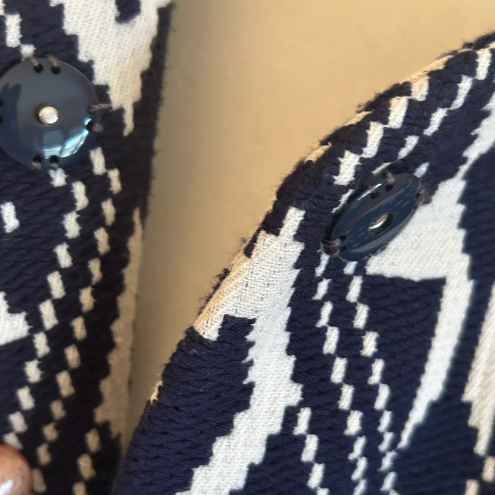 Geometric Patterned Jacket With Pink Accents By V… - image 5